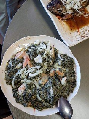 Ndole ( bitterleaf and peanut) mixte meat and shrimp