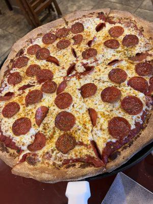 16" pepperoni pizza