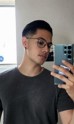 Undercut mid skin fade