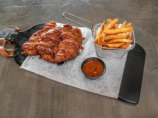 BellaNista tenders with seasoned fries