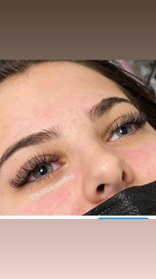 Volume lash extensions