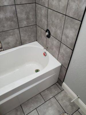 Tub install