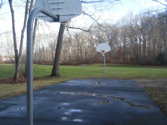 Hoop court