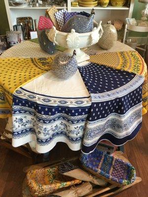 Tablecloths and Guineas from Provence