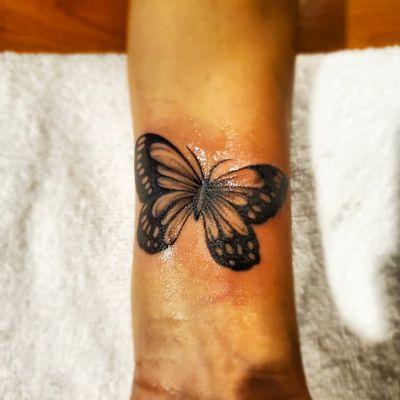 Butterfly tattoo!!!
House calls only!!!