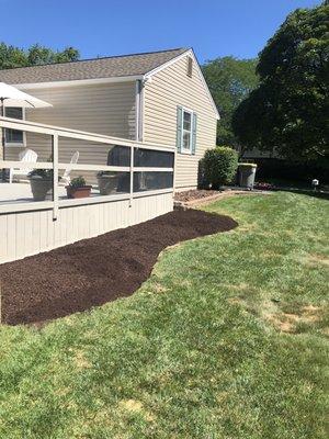 Brown triple shred mulch