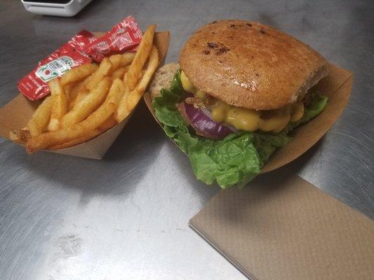 6oz hand formed angus hamburger grilled to perfection. Topped with cheddar cheese, bacon, lettuce, tomato, and onion sereved with fries.