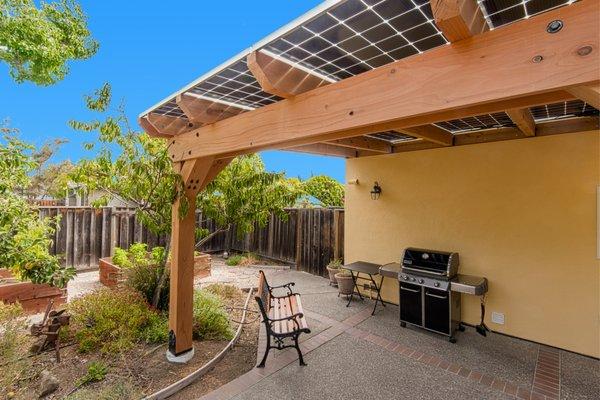 Solar pergola attached to home in Mountain View, CA