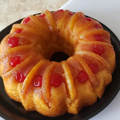 Pineapple upside cake