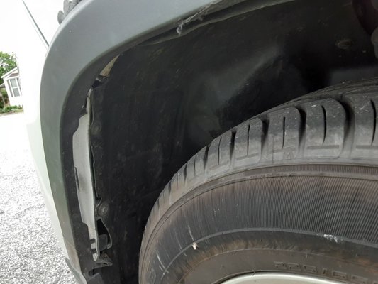 The inside fender was damaged after wheel broke off .