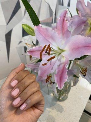 My gel mani with the flowers of the week