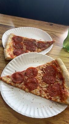 Can't go wrong with pepperoni slices and ginger ale