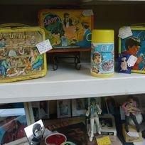 Lunch Boxes , Elvis