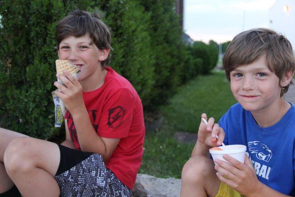 Brothers make the best ice cream buddies :)