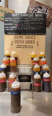 Sauce stand