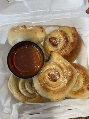 Garlic rolls - freshly made and you can taste it