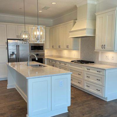 Kitchen Quartz Countertop/ Countertop Installation