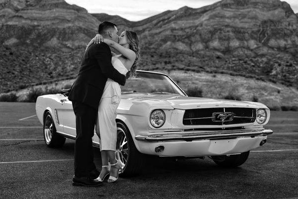 Las Vegas wedding car rental at 777 Exotics gives you all the choices you want like this beautiful classic car the Ford Mustang Convertible!