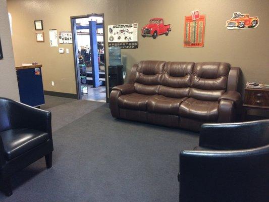 We offer a comfortable waiting are with a television and coffee for your convenience!