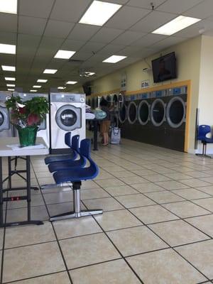 R&B Laundromat