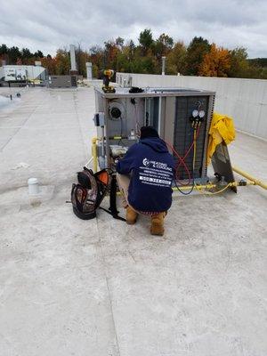 Commercial heating and Air conditioning service