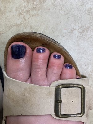 Nice gel pedicure