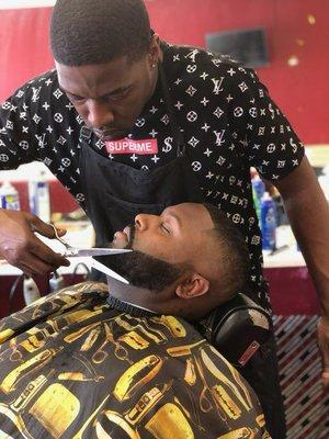 Tyme Kutz Barbershop