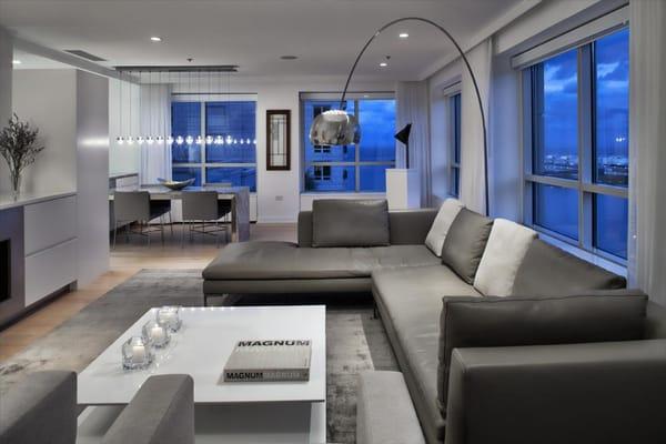 Chicago High Rise Contemporary Living Space