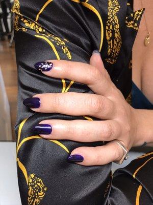 Amazing purple from the gel bottle. By LeAnne #paintitblknails