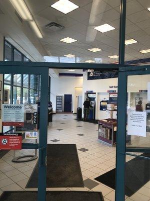 The door to enter the post office