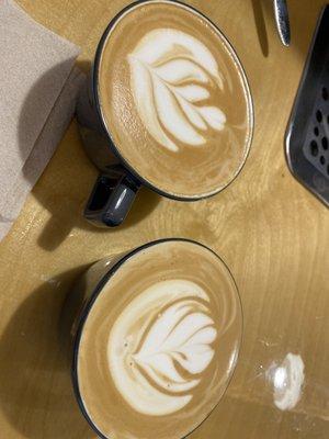 Two perfect lattes