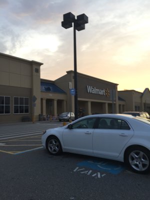 Walmart Supercenter of Rochester -- 116 Farmington Road / Route 11, Rochester           Storefront