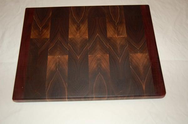 End grain walnut cutting board