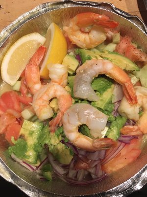 Mediterranean salad with uncooked shrimp