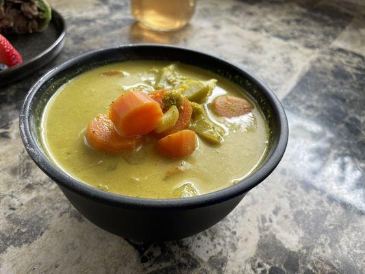 Broccoli curry soup