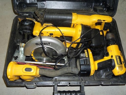 DeWalt Power Tool Set