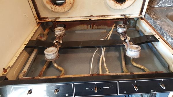 Stove - Mid way thru  Cleaning