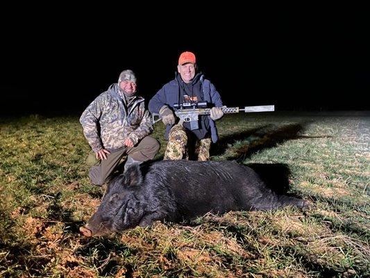 Thermal Night Hunting at Lone Star Hunts in Texas - Scott Whatley & Sergio Alcazar