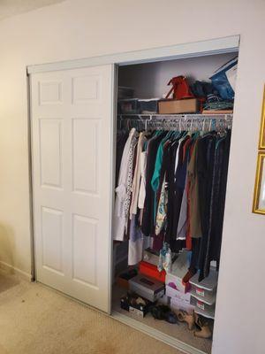 Closet sliding doors installation