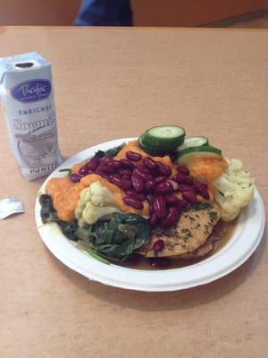 Mashed sweet potato, kidney beans, spinach, cauliflower, juicy chicken and soy milk ;)