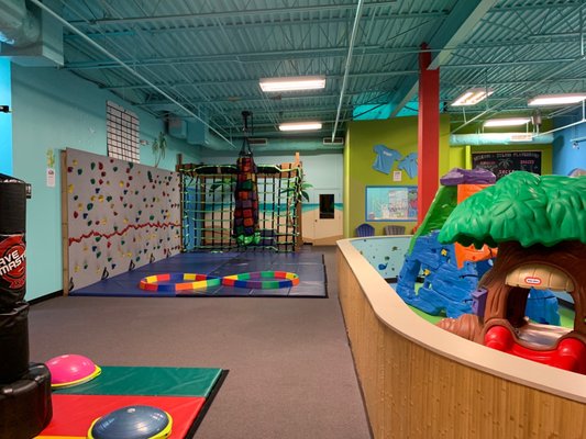 Climbing wall