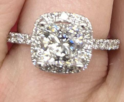 My absolutely gorgeous engagement ring!! I couldn't be happier!! #engaged