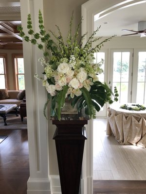 PEDASTAL ARRANGEMENT