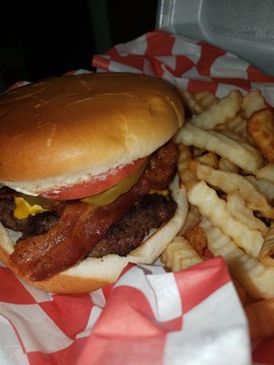 Bacon cheeseburger