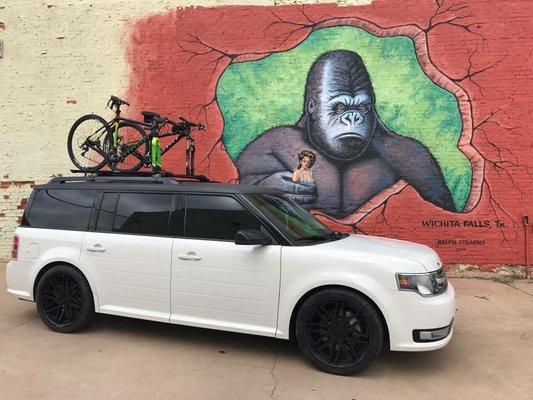 2013 Flex 2" drop 22" wheels black stainless wrapped top, gloss black pained roof rack