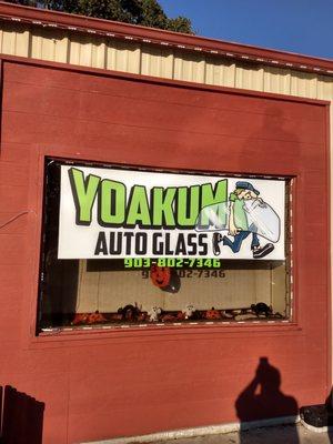 Yoakum Auto Glass