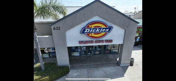 Dickies Unlimited Active Wear