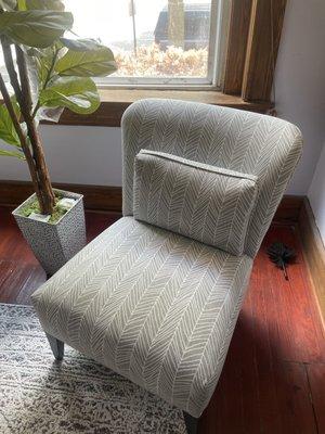 Accent chair