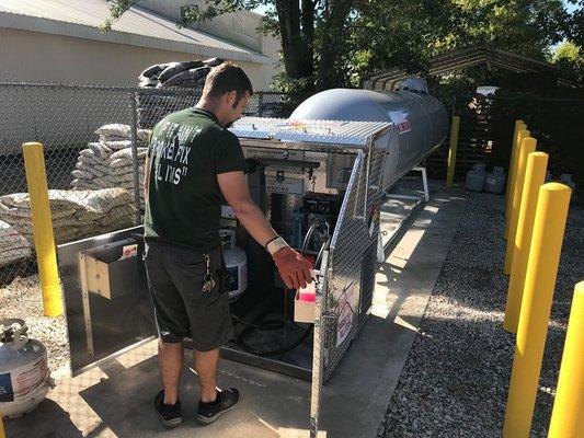 Propane filling station