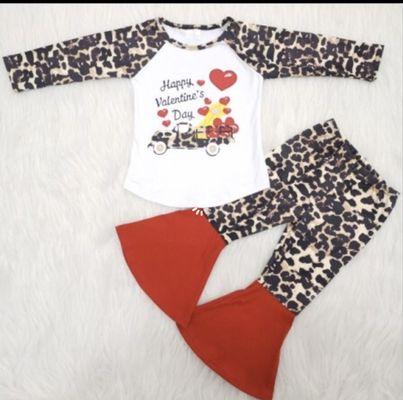 Leopard truck V-Day set